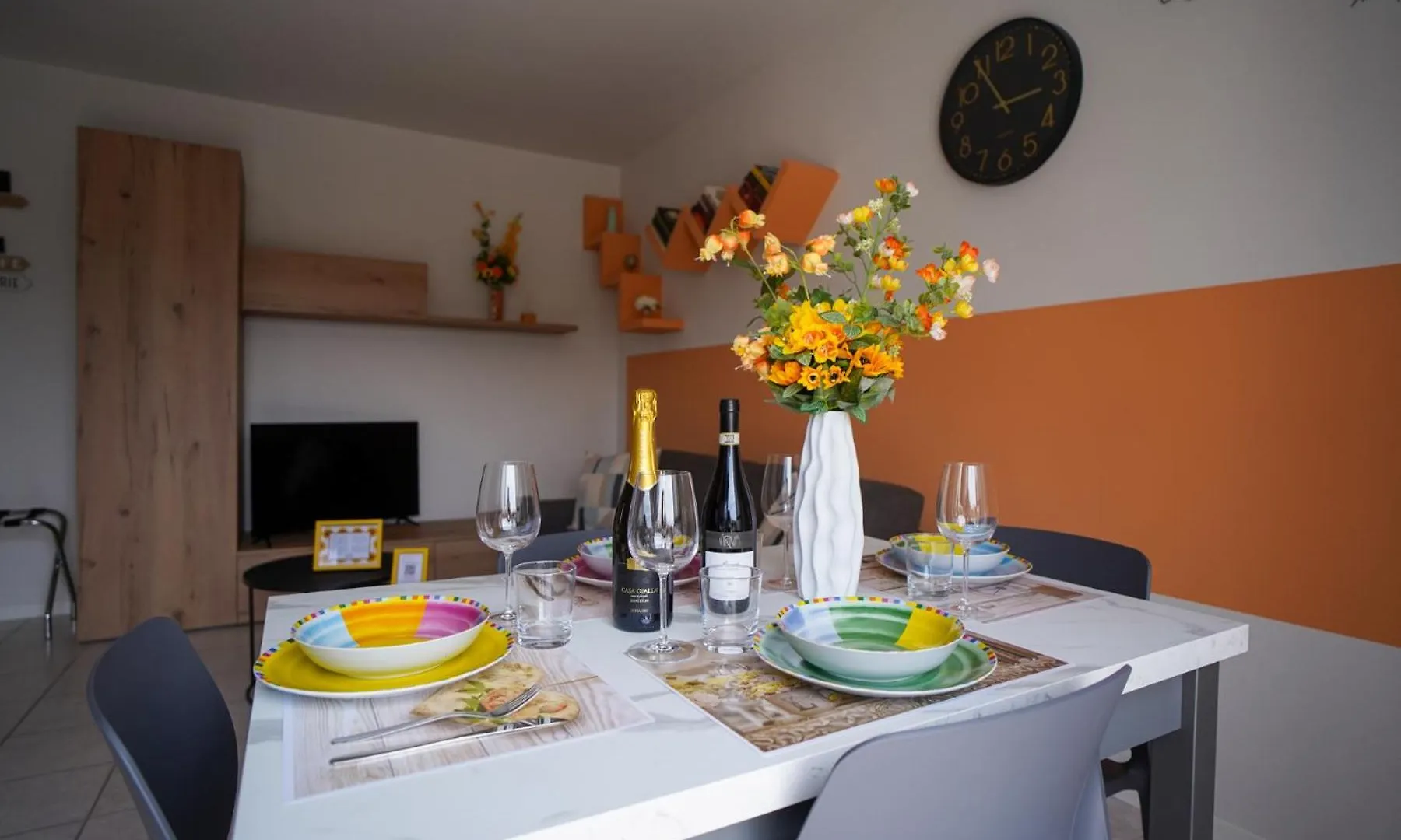 Girasole Suite Leonardo Academy, Mxp & Lakes Sesto Calende 0*,